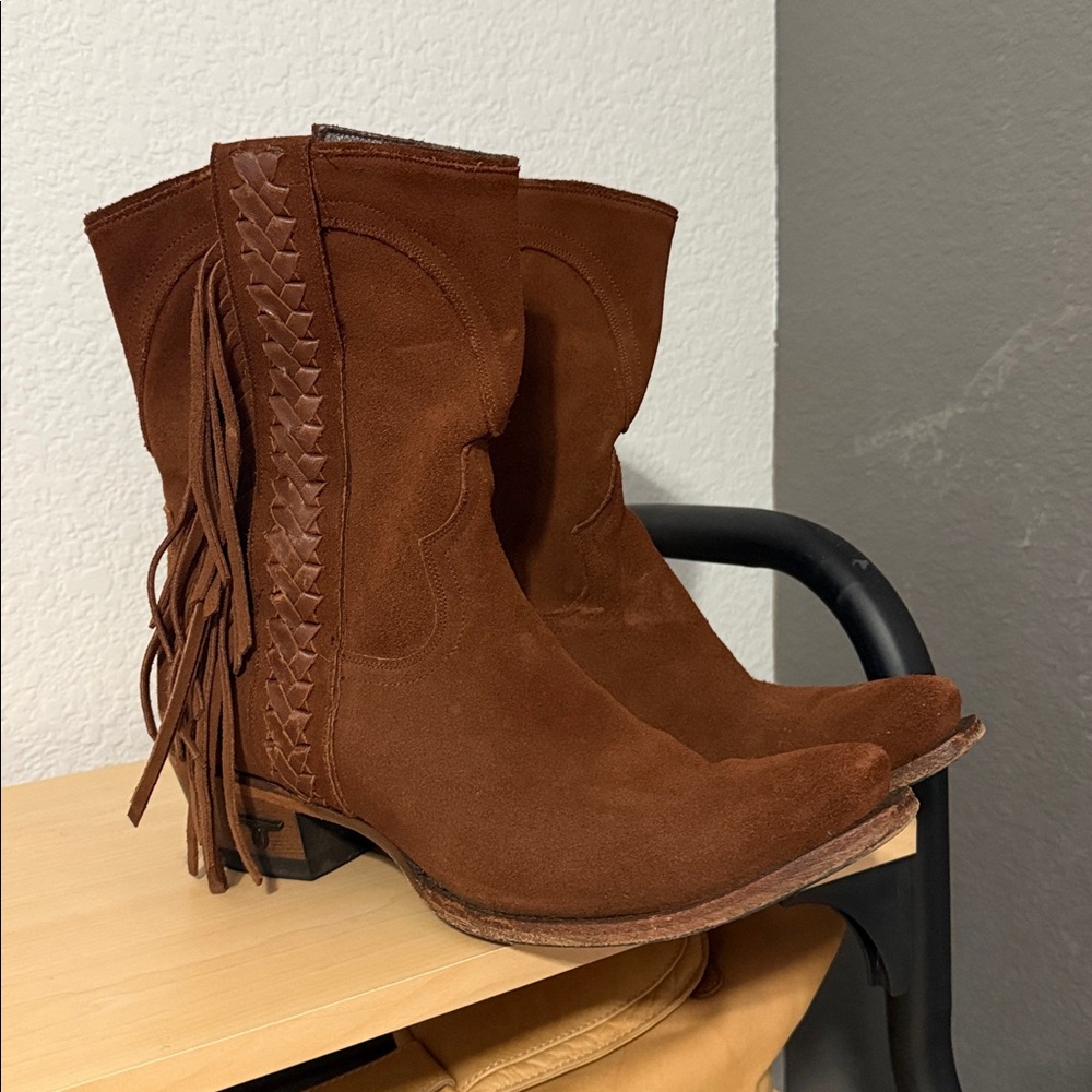 LANE brown suede fringe boots women size 8